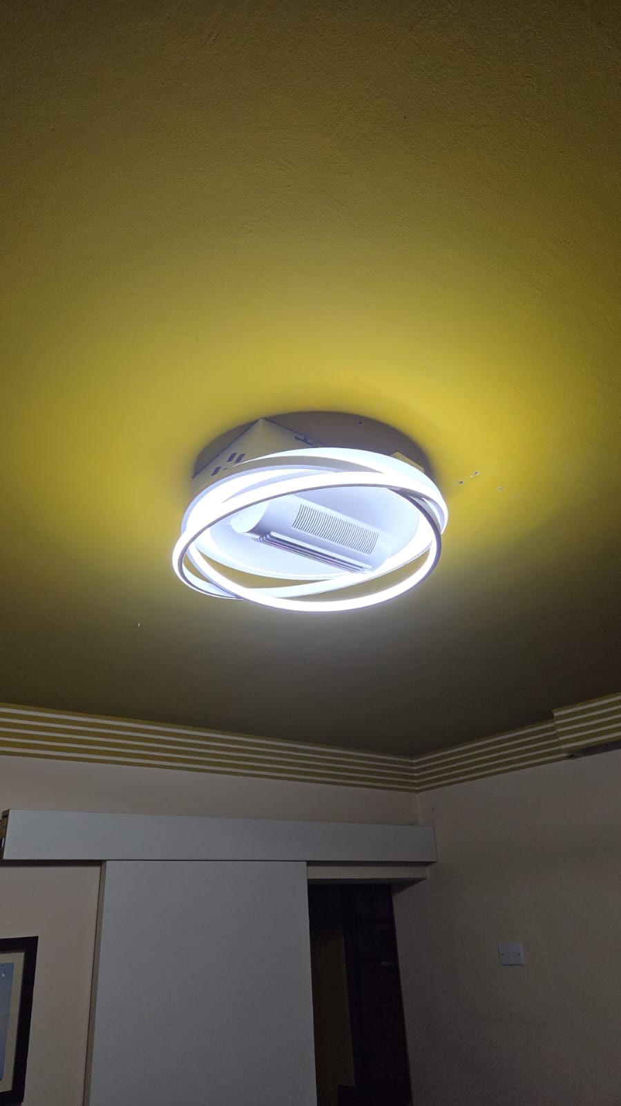 ventilador com iluminação